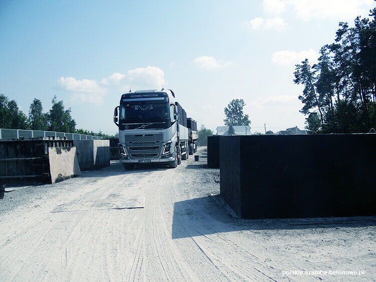 Transport szamb betonowych  w Skarszewach